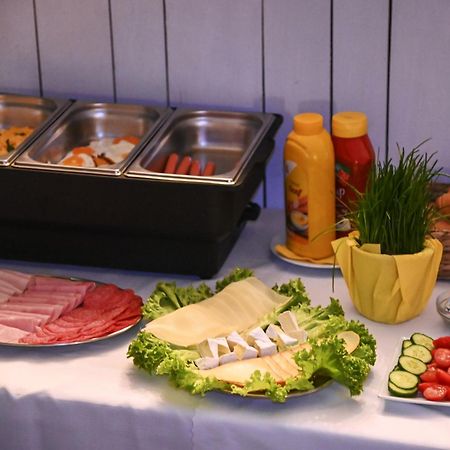 Hotel Branc, Garni 塞尼察 外观 照片